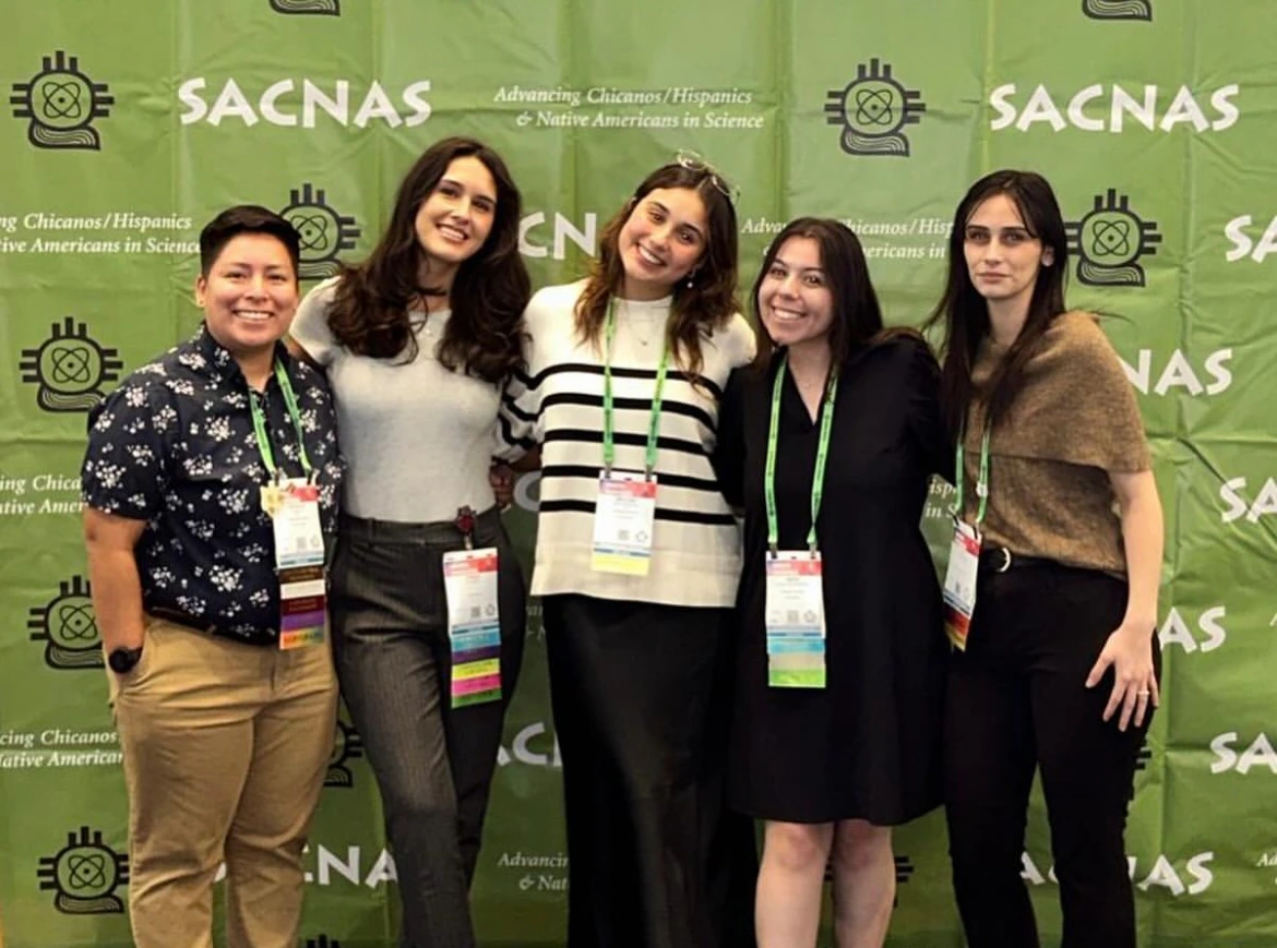SACNAS Students at a SACNAS event